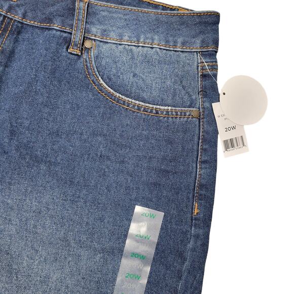 Dip High Rise Raw Hem Stretch Medium Wash 4.5" Denim Shorts Women Sz 20W - Picture 5 of 6